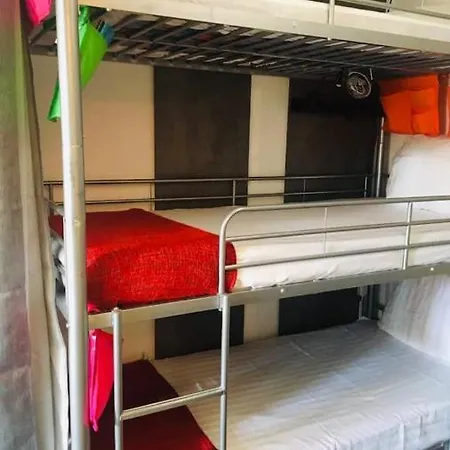 Grand Bord De Piscine Appartement Sète