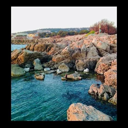 Grand Bord De Piscine *