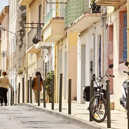 Grand Bord De Piscine Appartement *
