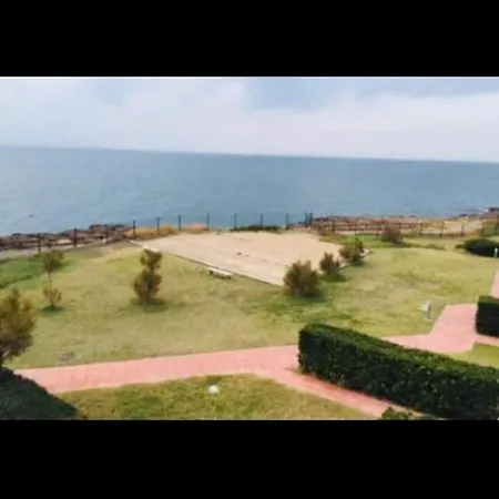 Appartement Grand Bord De Piscine Sète
